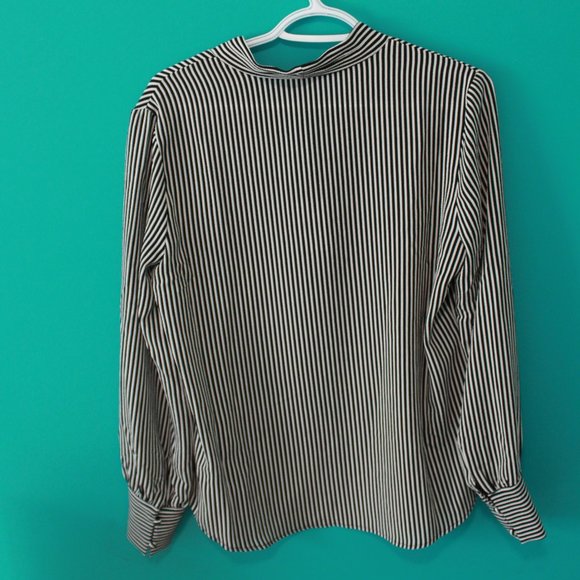 SOLD - Adrianna Papell Women's Black & White Striped Blouse - Size Small - Picture 3 of 4